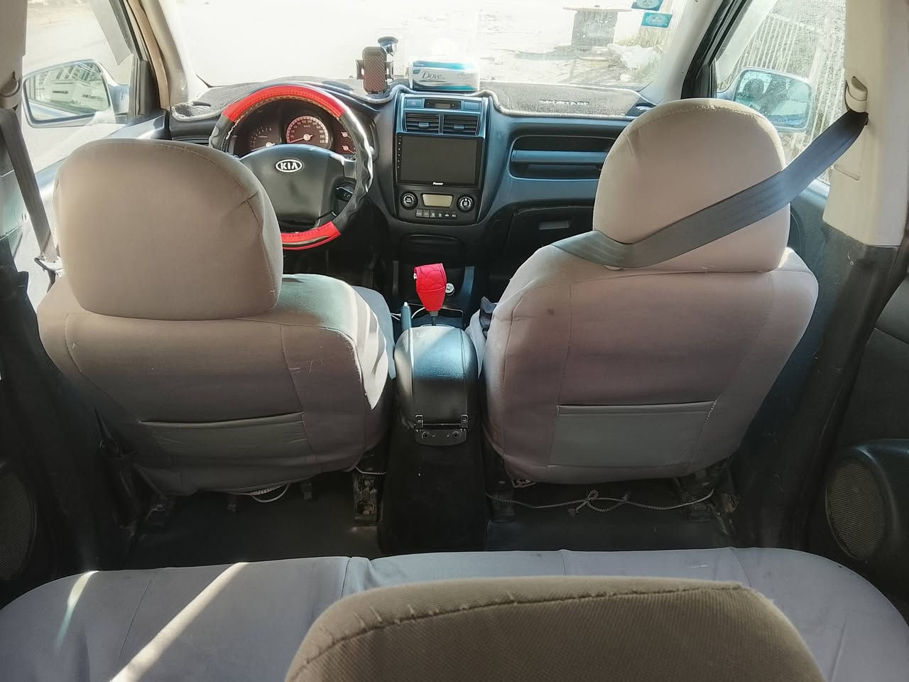 سبورتج خليجي مديل 2009
نضيفه مابيها اي نقص سياره حلوه مال جناي محرك 2000
دواخل حلوه كشنات جلد سياره معروضه 115
وبيها مجال حك الجيه 
***********
