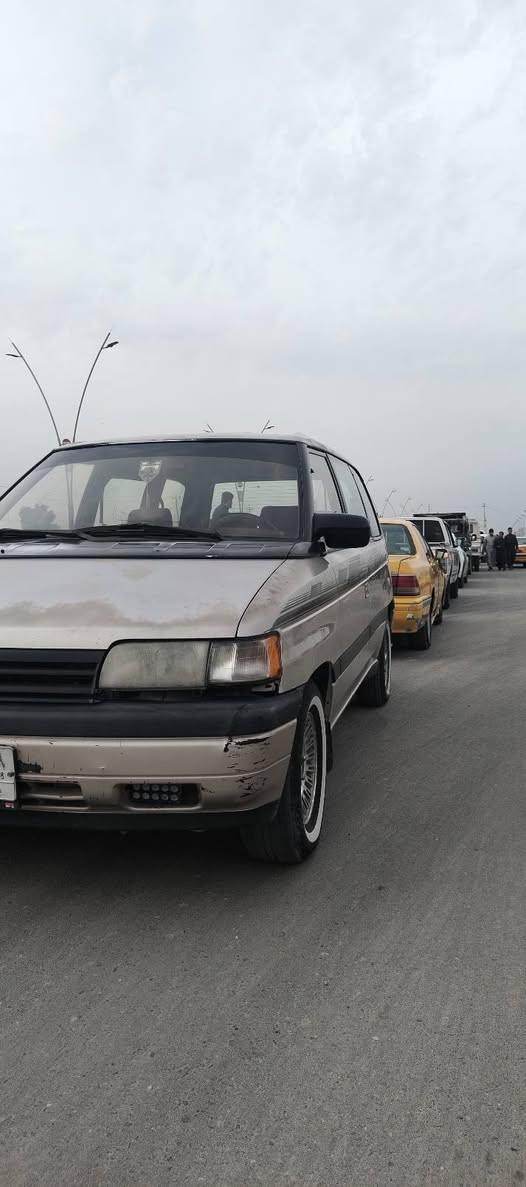 اقره المنشور زين قبل لا تخابر 

يا الله للبيع مازده (mpv) مديل 1992 سياره بلاديه مابيها قطرة صبق مكينه وكير بلاديات اكسل محرك سته سلندر حجم3000 رقم بغداد تحويل ثاني يوم راعيها موجود بلبصره ولسياره بلبصره الستفسار اتصال على _***********
