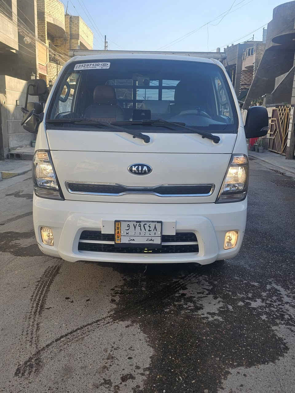 السلام عليكم كيه حمل للبيع مسكر اوتوماتيك محرك ٣٠٠٠بغداد زعفرانيه السياره مكفوله من الشخط كير ومكينه كفاله شرط ***********
