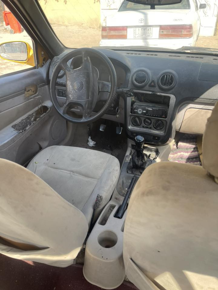 السلام عليكم
سياره ck للبيع رقم احمر ذي قار  السياره بيه خيط بخار  وصفحة الباب مدعومه  مكان السياره البصره سفوان  سعره ٨ ورقات

للتواصل ***********
