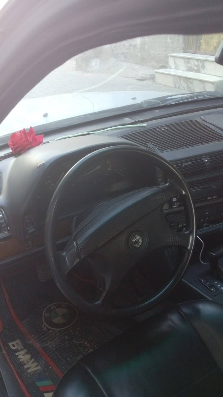 سيارة بي ام دبليو موديل ٩٣ للبيع او مراوس بسيارة دوج كابتر لون رصاصي السعر ٣٥ ورقة وبيه تبريد شغال سنوية صاقطه من ٢٢٠ المكان عليه غرامة ٢٠٠ شرط التحويل رقم كربلاء موجود صاحبها الشرعي في كربلاء


**إذا كنت صاحب هذا الإعلان وتريد حذفه لأي سبب، رجاءا أرسل رسالة إلى الدعم الفني**