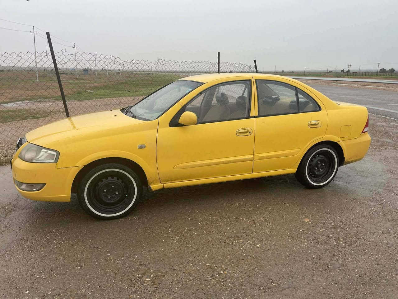 نيسان صني لبيع موديل 2009 بدون ضربه فقط بونيد وجاملخ امبدل بدون دواخل رقم ديالى  مشروع وطني كير اوتماتيك محرك شرط بقابه صفر سياره جاهزه شراي خابره صاحب سياره *********** سعر 73 ورقه
