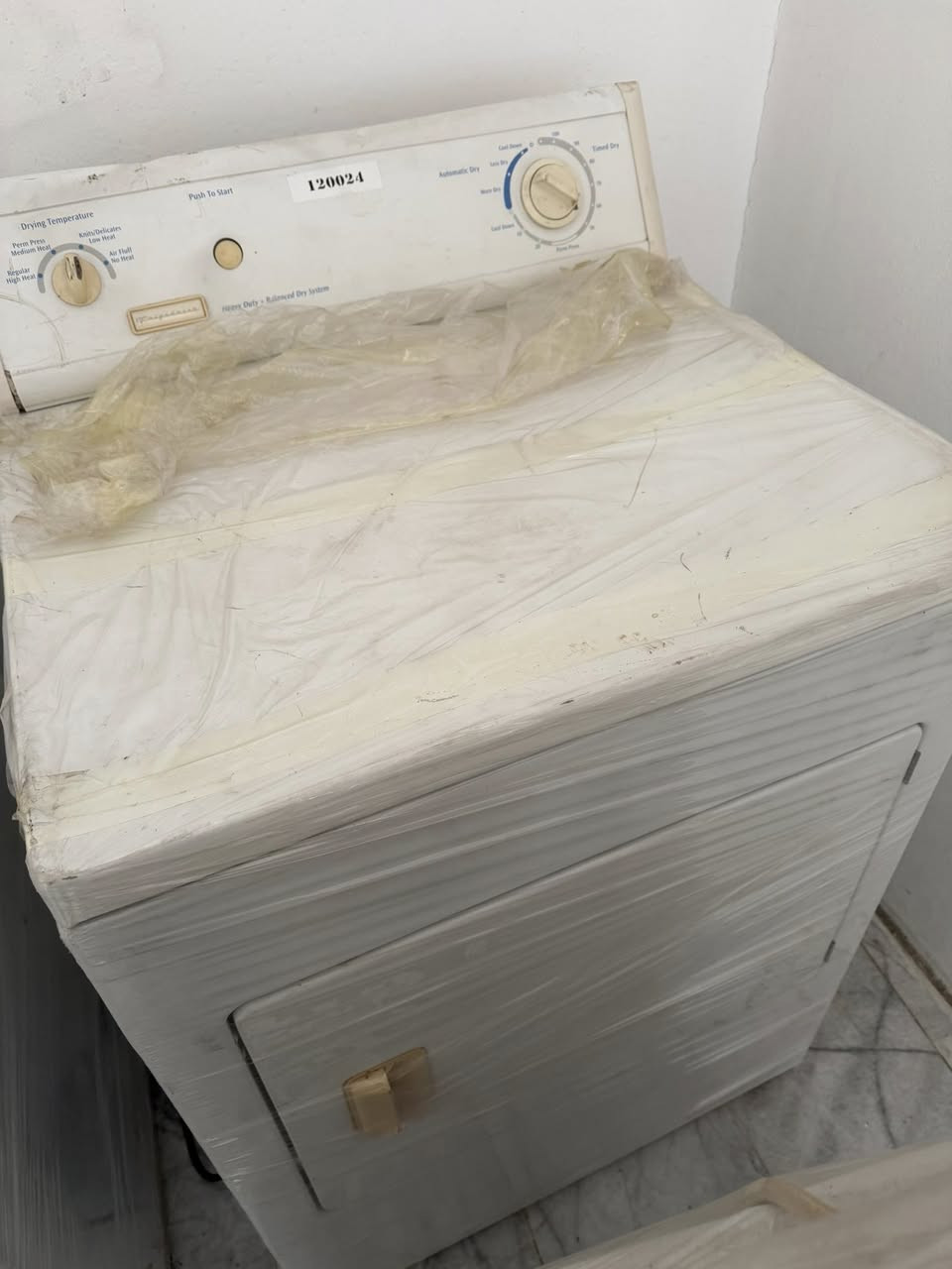 للبيع جفافات مستعمله أمريكيه  حوض كبير عدد 6 نظافه وشغل وبسعر مناسب


**إذا كنت صاحب هذا الإعلان وتريد حذفه لأي سبب، رجاءا أرسل رسالة إلى الدعم الفني**