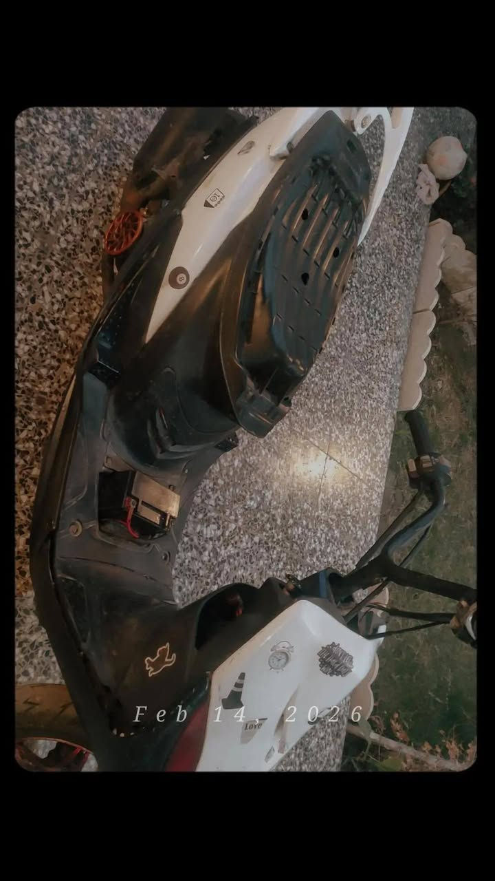 دراجه ماكس عدله ممیزه دراجه متعوب عليها راجعه ٥٠ سانتي و ارتفاعها عن الكاع اربع اصابع دراجه مزوده ٥٥ مکینه مفشوکه روله اصلي مال تفصيخ صالصنه رياضي شيال رياضي اصلي وياله نجمه اصلي يدات بريك رياضي اصلي كلجات شعله و معدل رياضي اصلي تاكل الكاع صدر رياضي اصلي كفر ابيض تایرات جدد جلاتين بنز جديد وياها كفر ثاني لون مشمشي سبايدر رياضي ٤ ولفات دراجه حلوه نکره باتري مال 
سكنس للبيع 
مطلوب بيها 450 و بيها مجال للشراي 
مكاني حي الحسين


**إذا كنت صاحب هذا الإعلان وتريد حذفه لأي سبب، رجاءا أرسل رسالة إلى الدعم الفني**