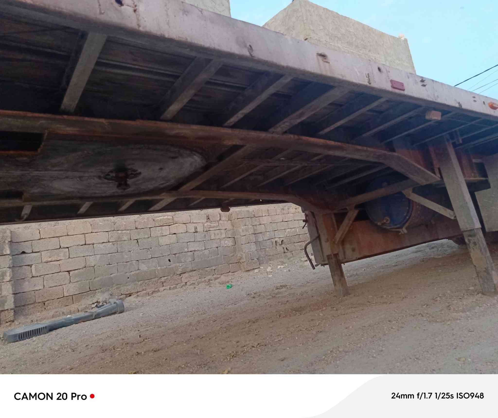 سلام عليكم عربانه للبيع وربيه تلث دناكير مكان فلوجه السعر 35وبيه مجال
***********
