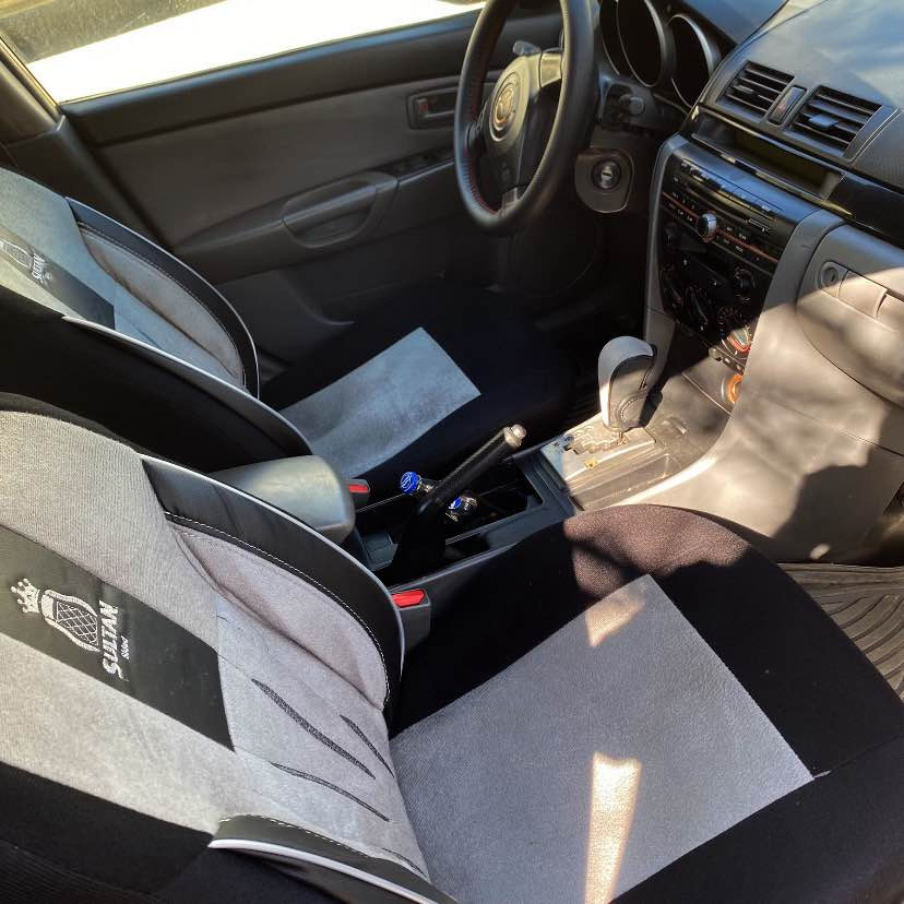 مازدا٣ ٢٠٠٩ 
ڕەنگی نەوتی 
حیزام بۆیاخ لەسەر ساخی 
سارد و وردەی زۆر کەمە و هەیکەلی جوانە 
مەکینەو گێڕی بەشەرت
سەنەوی تازە تا ٢٠٣٠ 
ساردی و گەرمی بەشەرت تەبرید بەشەرت
٤ تایەی تازەیە 
گوشن و داشبولڵی جوانەو نەدڕاوە تازە پۆڵیش کراوە 
سیعری ٦٥ گەڵاو مەجالێکی کەم
*********** السليمانية, العراق
