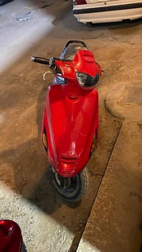 الدراجه فحل مو نثيه  فراشه البيع مكينه حلوه لا تبخر ولا تنقص  سلف تشتغ...