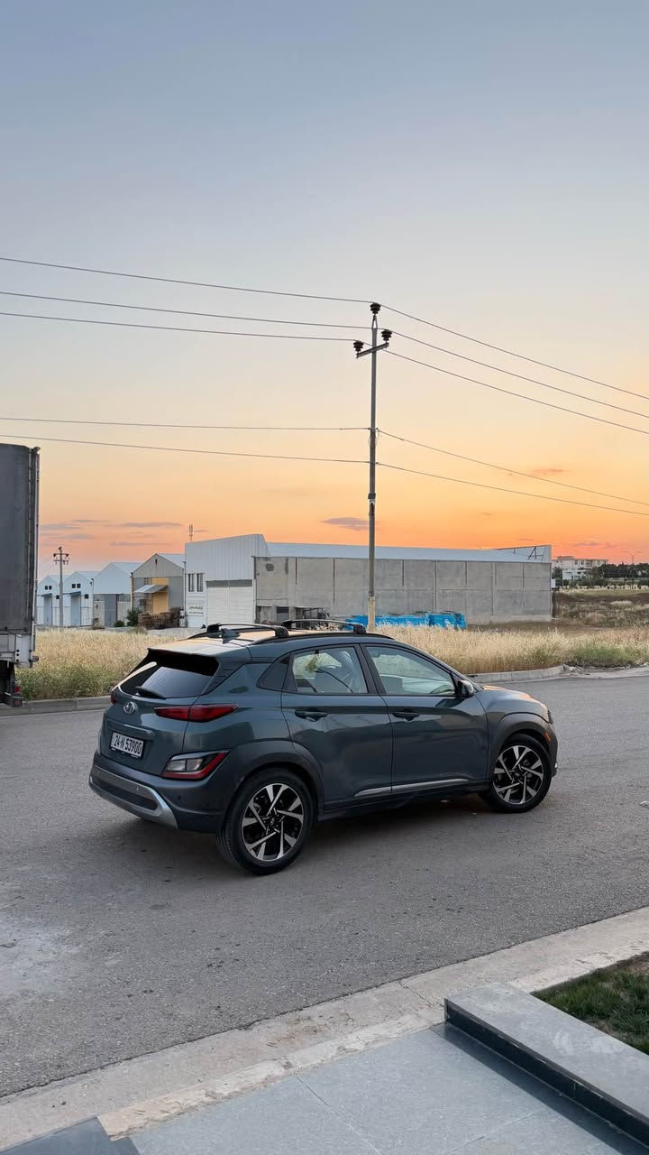 2022 HYUNDAI KONA, LIMITED 🚀🚀
هيونداي كونا فول مواصفات 
بصمة تشغيل 
رادار امامي 
حساسات امامية و خلفية 
سلايد روف 
كشنات جلد
كشنات تدفئة 
تحكم كهربائي للمقاعد
3 انظمه للقيادة ( normal, sport , smart )
محرك 4 سلندر ( 1.6 turbo ) 🚀🚀
الضرر من امريكا صندوق و شبر من الجاملغ الخلفي و هنا بالعراق اتضرر الباب الخلفي نفس الجهة يعني بجمها كبس.
رقم الشاصي للتأكيد 👇🏻
KM8K53A3XNU86897
قابل للتفاوض و للاستفسار مراسلة الرقم 
***********
*********** اكر, نينوى
