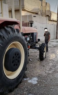 تركتر عنتر للبيع 121 سته سرندر كير ومحرك بشرط طخم تاير جديد وايرمنية ك...
