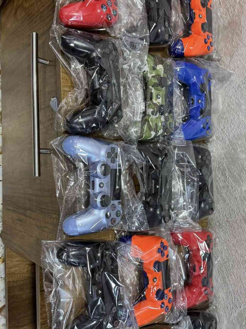 السلام عليكم 🫡توفرت جوستك بلي ستشن 4 اصلي باله شرط النظافه فووول 💪🏻  السعر اكيد مميز ✌️25 الف للقطعه واذا تاخذ 2 وفوك توصيل مجاني مع ضمان 10 ايام للتواصل *********** موجود وتساب  يوجد جمله مفرد 😍😍
