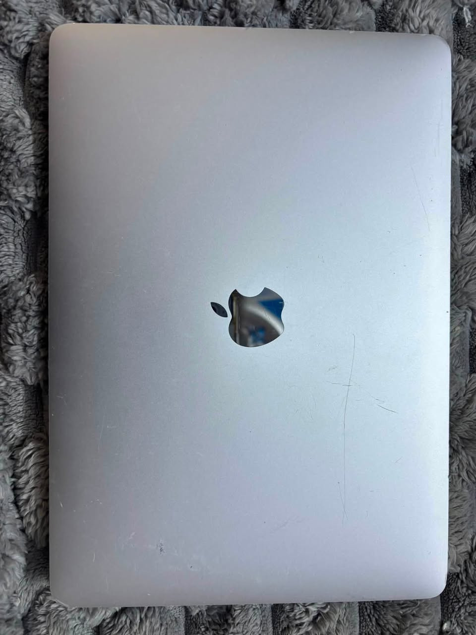 MacBook Pro 2017
* Intel Core i5
* RAM: 16GB
* SSD: 256GB
”
 
النظاف مالته وسط 
ب 280 وبالعافية على ياخذه


**إذا كنت صاحب هذا الإعلان وتريد حذفه لأي سبب، رجاءا أرسل رسالة إلى الدعم الفني**