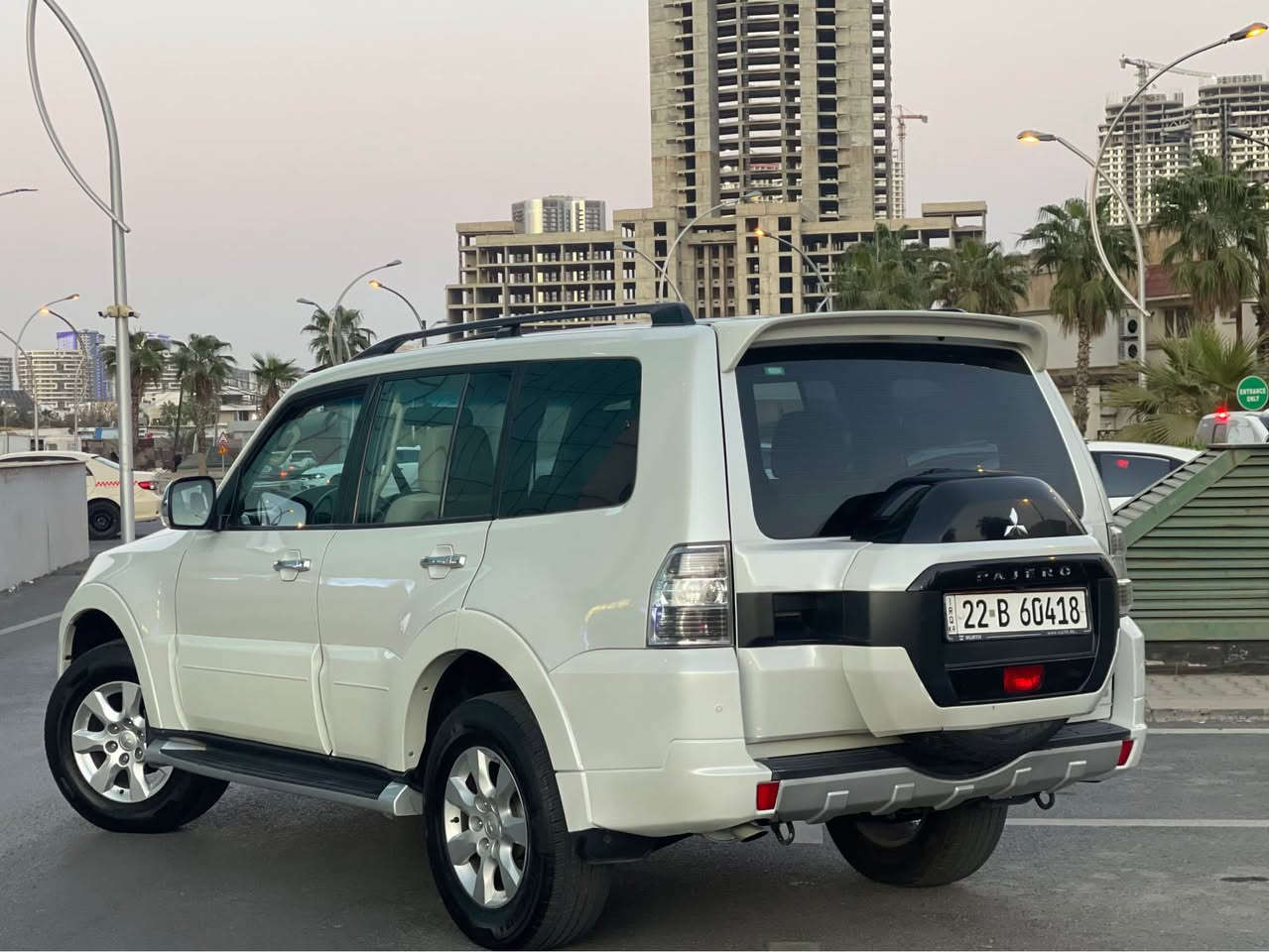 بسم الله الرحمن الرحيم

سعر مناسب جدا ١٩٨ ورقة 🔥🔥‼️‼️💰💰

باجيرو ٢٠١٨ خليجي كفالة عامه بدون صبغ بدون بارد… 

ماشية ١٠٠ الف كم 

سيارة بسمي تحويل مباشر 

محرك ٦ سلندر ٣٥٠٠ ممفتوح برغي 

مواصفات عدا جلد و دمام// 

فتحه 

مرايه كهربائي 

فور ويل 

حساس 

زينون 

داخل ساج 

تحديد سرعة 

تحكم ستيرن 

دبل گير 

٧ راكب 

تبريد مركزي 

بلاجكتور 

بعد 

محرك كير مكفول 

صدر حداديه تخم تايرات جديد 

مكان سيارة اربيل// *********** واتس أب موجود ☎️☎️ أربيل, العراق
