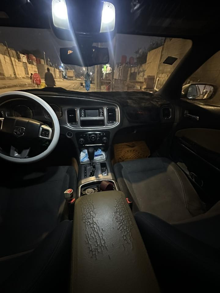 شارجر 2013 حادثه جاملغ مرجع نفسيته سياره جاهزه من جميع النواحي  *********** سعره ١145 وبيه مجال سياره ماتصرف عليه ربع
