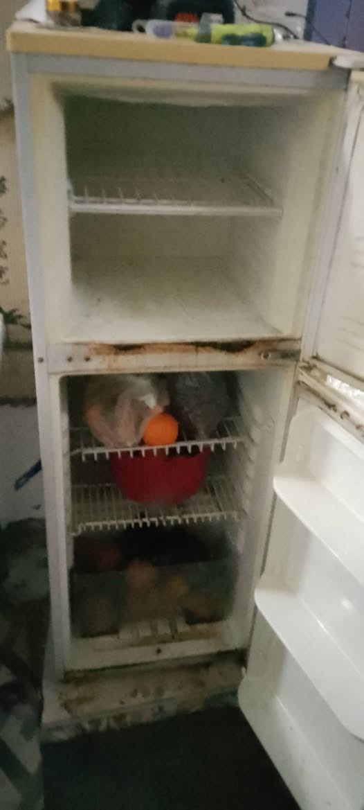 ثلاجة جمد وكفالة منل كلشي تترحملي
سعر 110 رقمي‏‪***********‬‏ واتساب خط موجود
مكاني،حي،الحسين،البصرة ودللو
