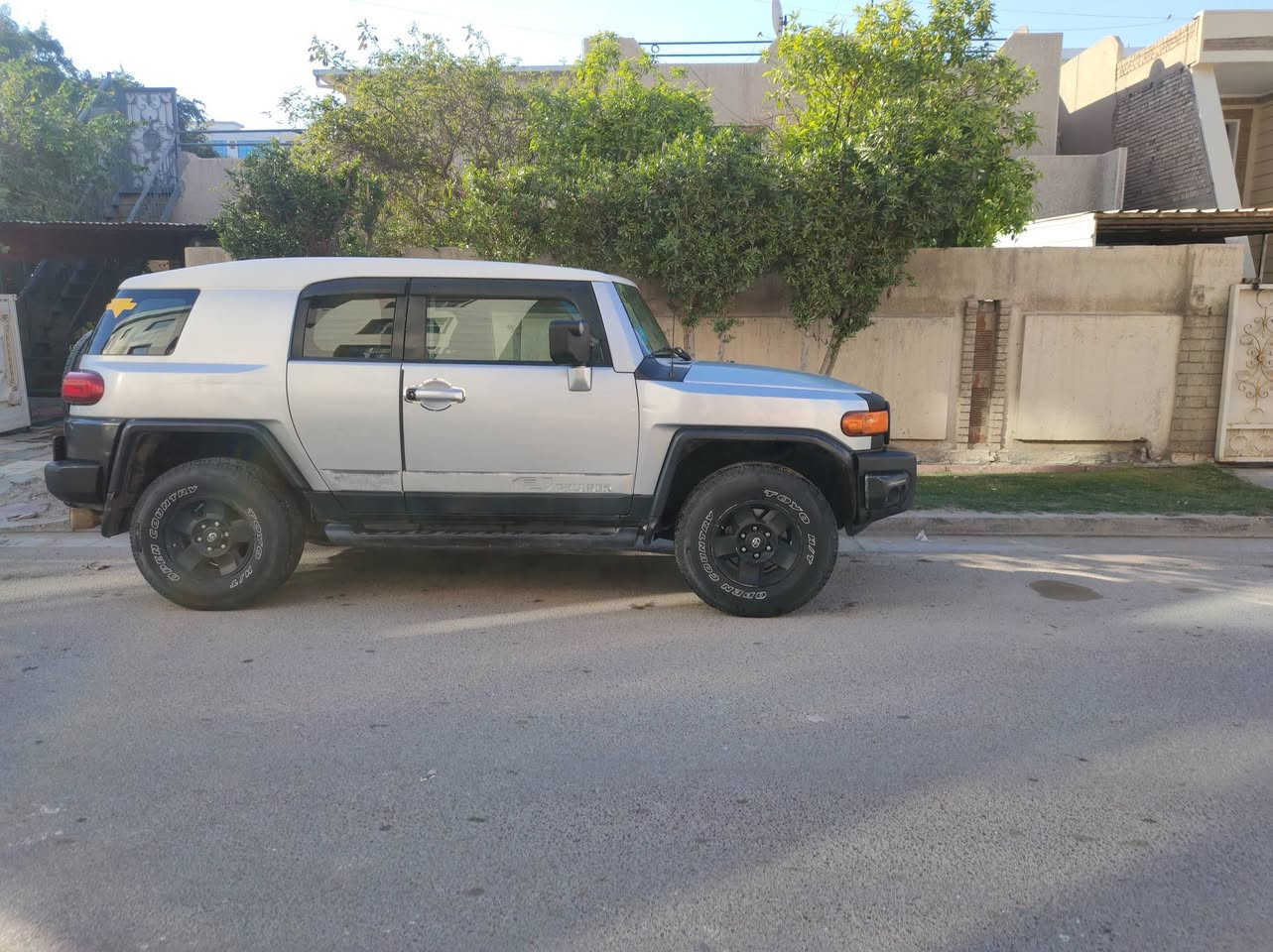 🔷إعادة نشر تم تنزيل السعر 🔷
للبيع فقط أف جي كروزر موديل 2008 خليجي السيارة عليها إدامة ومابيها اي نقوص بس ملاحظات بالگشر من تكحيل وبارد مثل ماموضح بالصور السعر المطلوب13000 $ مكانها بزيونة للتواصل هذا رقمي *********** .
