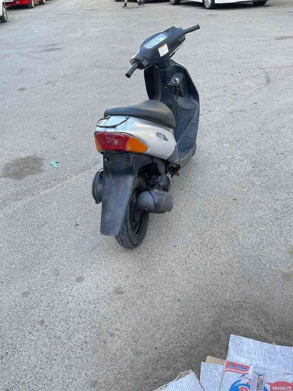 دراجه سوزوكي للبيع بس بيها خربطه بلكابريته فقط 
سعر ١٢٥ الا تصال ***********
