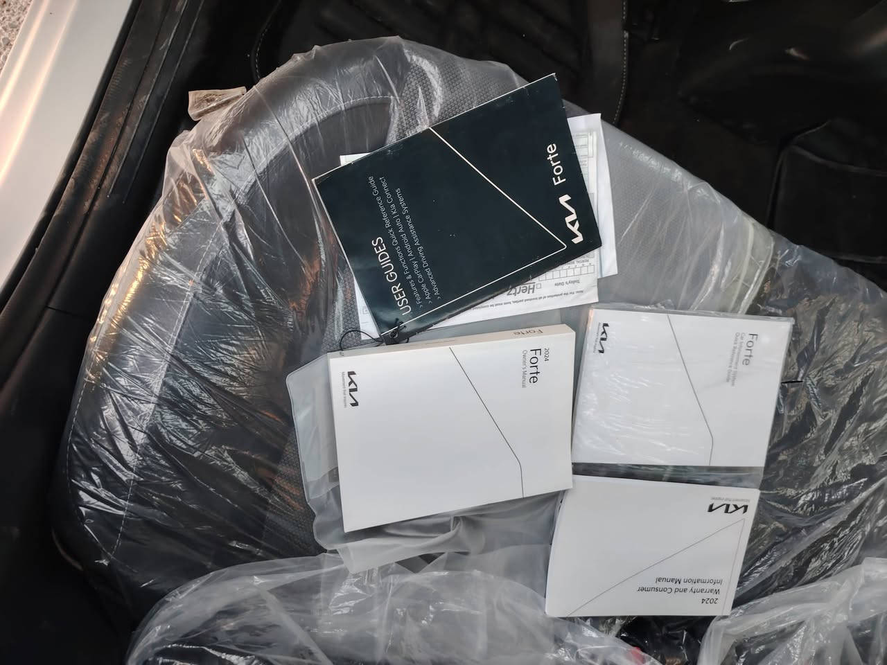 سلام عليكم
فورتي للبيع موديل 24 دخول جديد مواصفاته معروفه 
مرقمه ذيقار معوقين وكاله عامه من معوق 
سياره جاهزه حادثه بنيد صبغ ماشيه 25 قابله لزياده 
مكانه سماوه الشراي يتصل ***********
