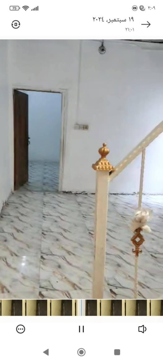 بيت ١٠٠متر للايجار شارع المطار القديم قرب صيدلية الالفه يحتوي ع غرفه واستقبال ومطبخ وصحيات خارجيه وداخليه ايجاره 175الف


**إذا كنت صاحب هذا الإعلان وتريد حذفه لأي سبب، رجاءا أرسل رسالة إلى الدعم الفني**