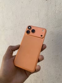 شاصي اكس ماكس تحوير إلى ١٧برو ماكس متوفر ويجد توصيل جميع المحافظات للت...