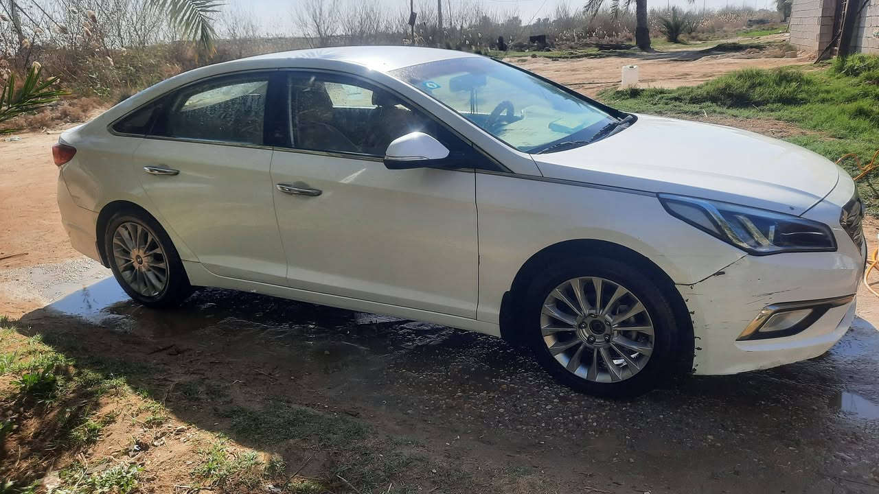 سوناتا خليجي موديل 16 مكينه دوش بيه صبغ قطعتين باب خلفي جاملغ سعر 140بيه مجال قليل مكاني قضاء شطره ***********
