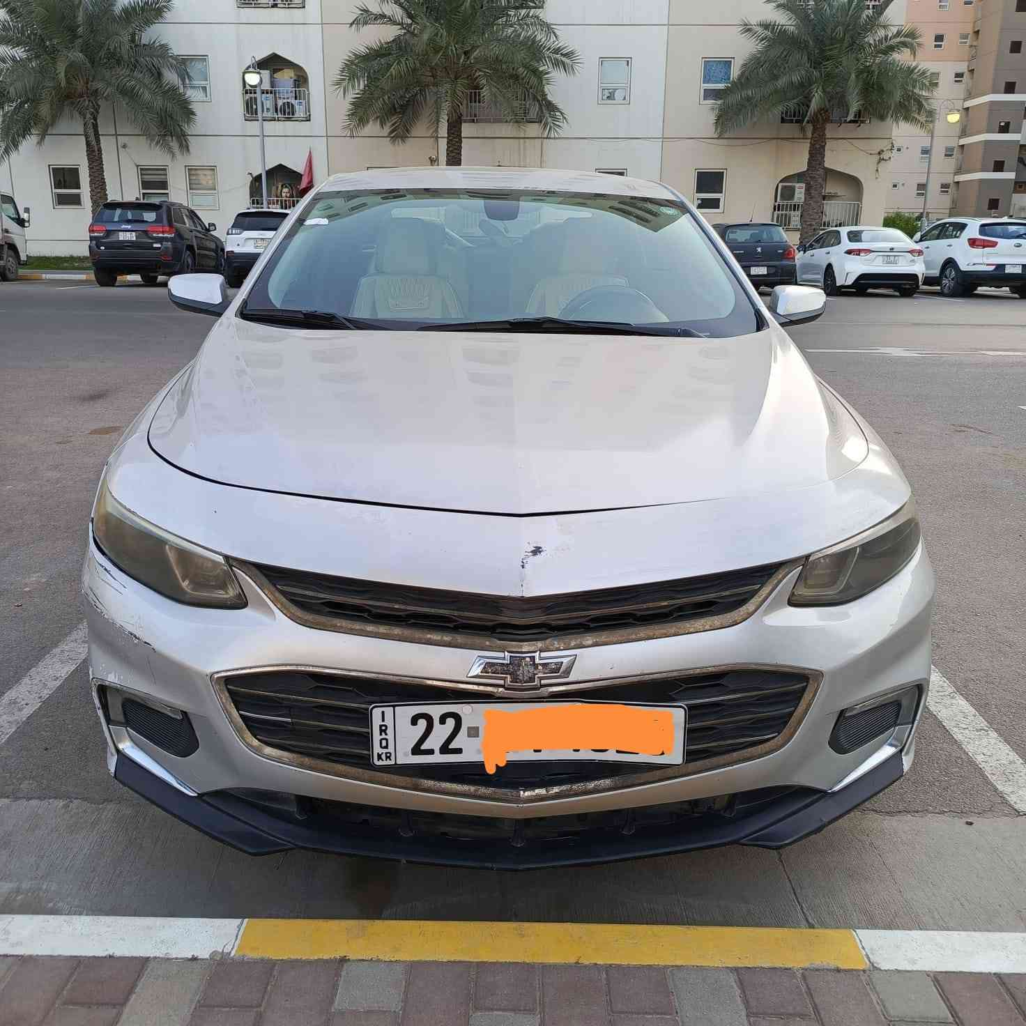 السلام عليكم 
ماليبو 2017 
لون فيلي.  
مواصفات LT 
مكينة گير بحالة ممتازة
حادثها بدنه بسيطة ومرجعة بلادي بدون بنيد كأنما بلا حادث وصورة الحادث موجودة
حساساات اربع ابواب وجنطة
 تبريد فول   
رقم اربيل باسمي
بيها فقط جاملغ عكس السايق انضرب بالعراق 
سيارة صارلها عدي تلث سنوات الله شاهد ماعرف وين تتصلح الا الحدادية
السعر قفل 85 ورقة
مكانها الحالي بسماية
صاحبها ***********
