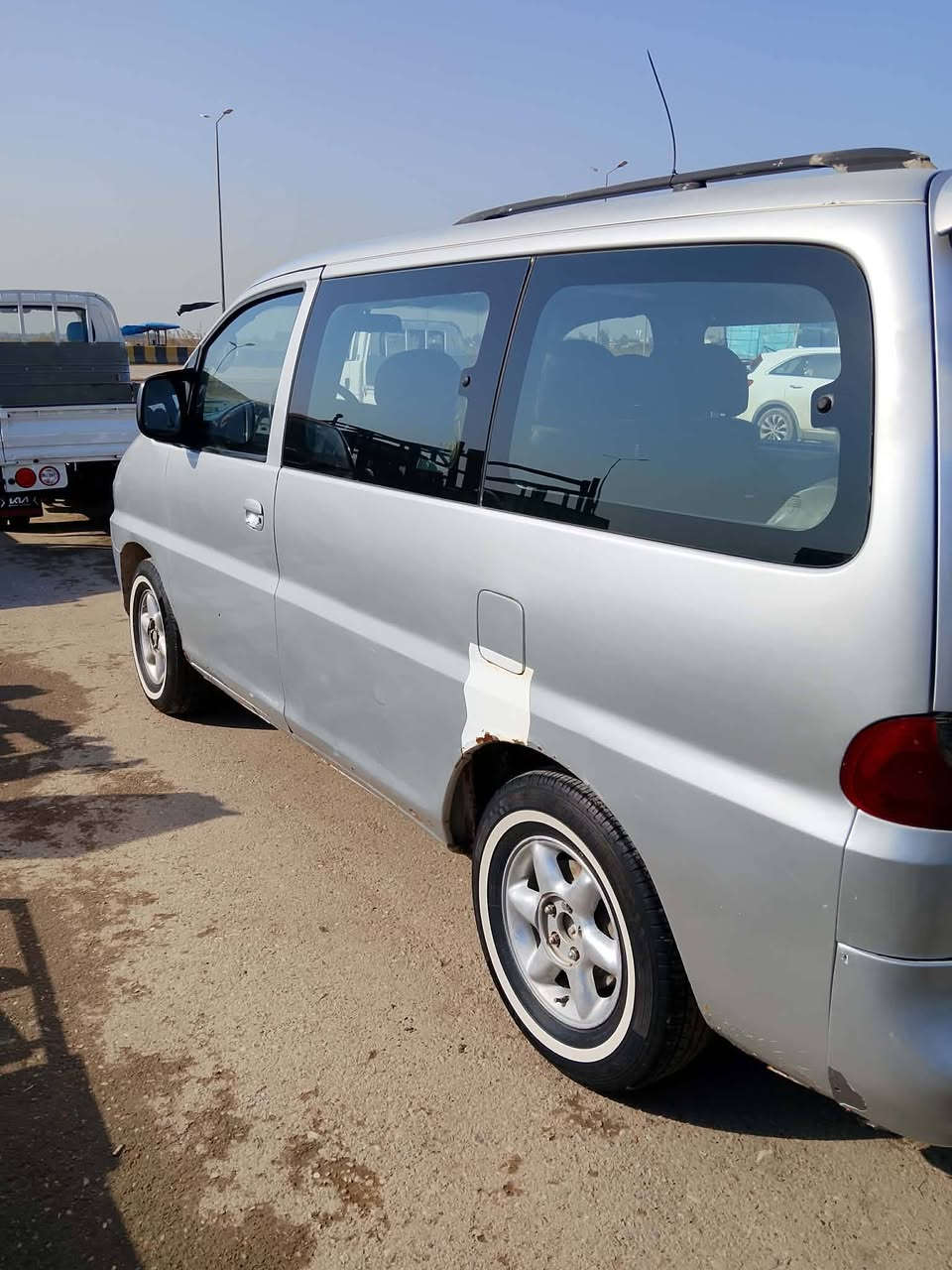 موديل ٢٠٠٠ بغداد خصوصي مكينته جديده مكانهه واسط صويره السعر ٥٢ وبيهه مجال ***********
