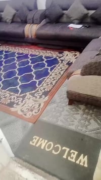 بيت تجاوز 180متر للبيع او للايجار  متكون من استقبال وغرفه وهول ومطبخ و...