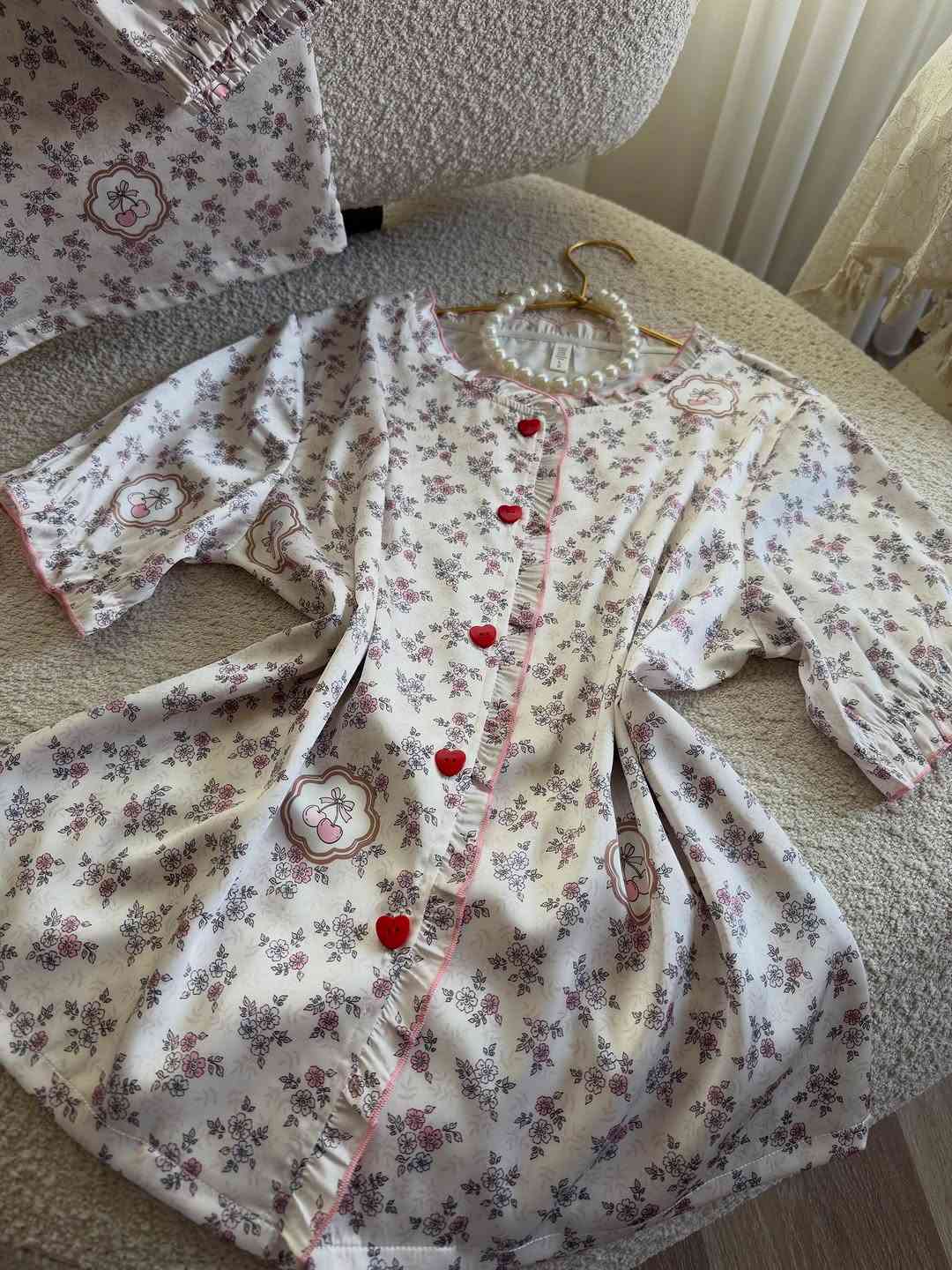 ⁨	⁨	بجامه حرير ناعم
السعر/٣٥
القياسات/m. L. xl⁩⁩


**إذا كنت صاحب هذا الإعلان وتريد حذفه لأي سبب، رجاءا أرسل رسالة إلى الدعم الفني**