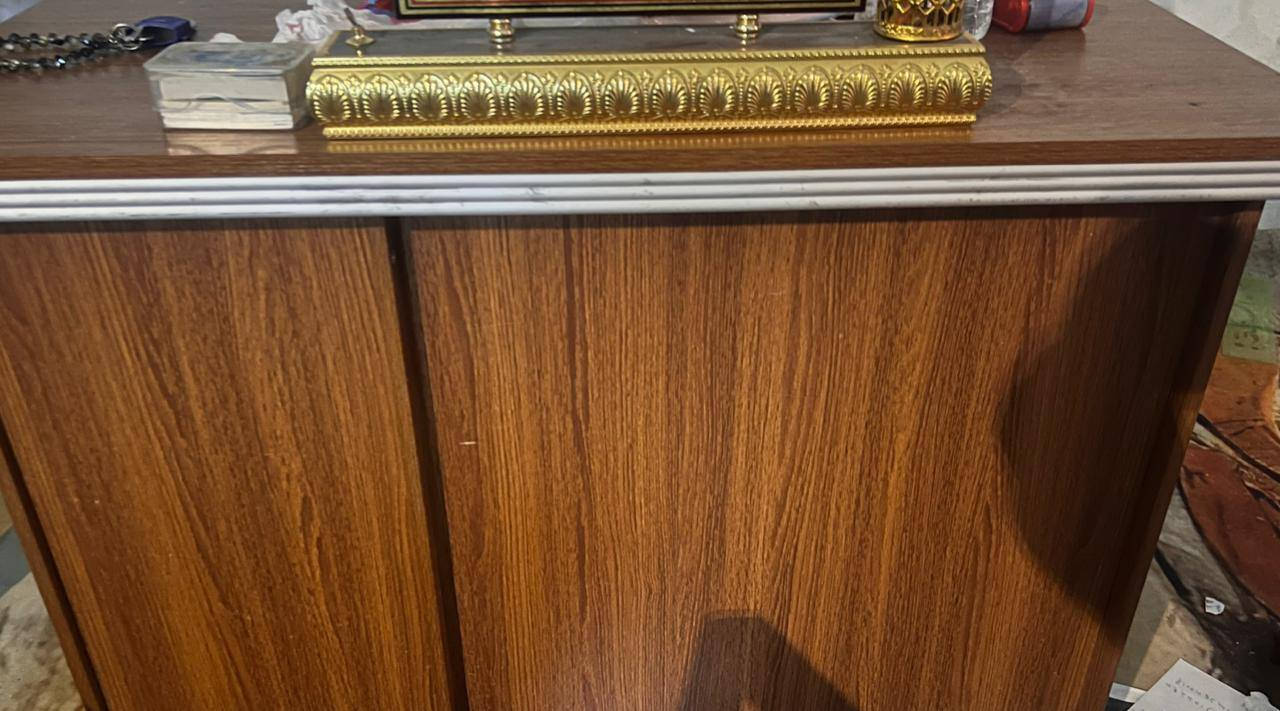 سلام عليكم اغراض معهد لبيع
كرسي بلاستك عدد ٥ ستولات اثين صبورات ٢ مبرد واحد ميز مكاتبي مع كرسي عنوان بغداد مدينه لصدر اتصال علرقم***********
