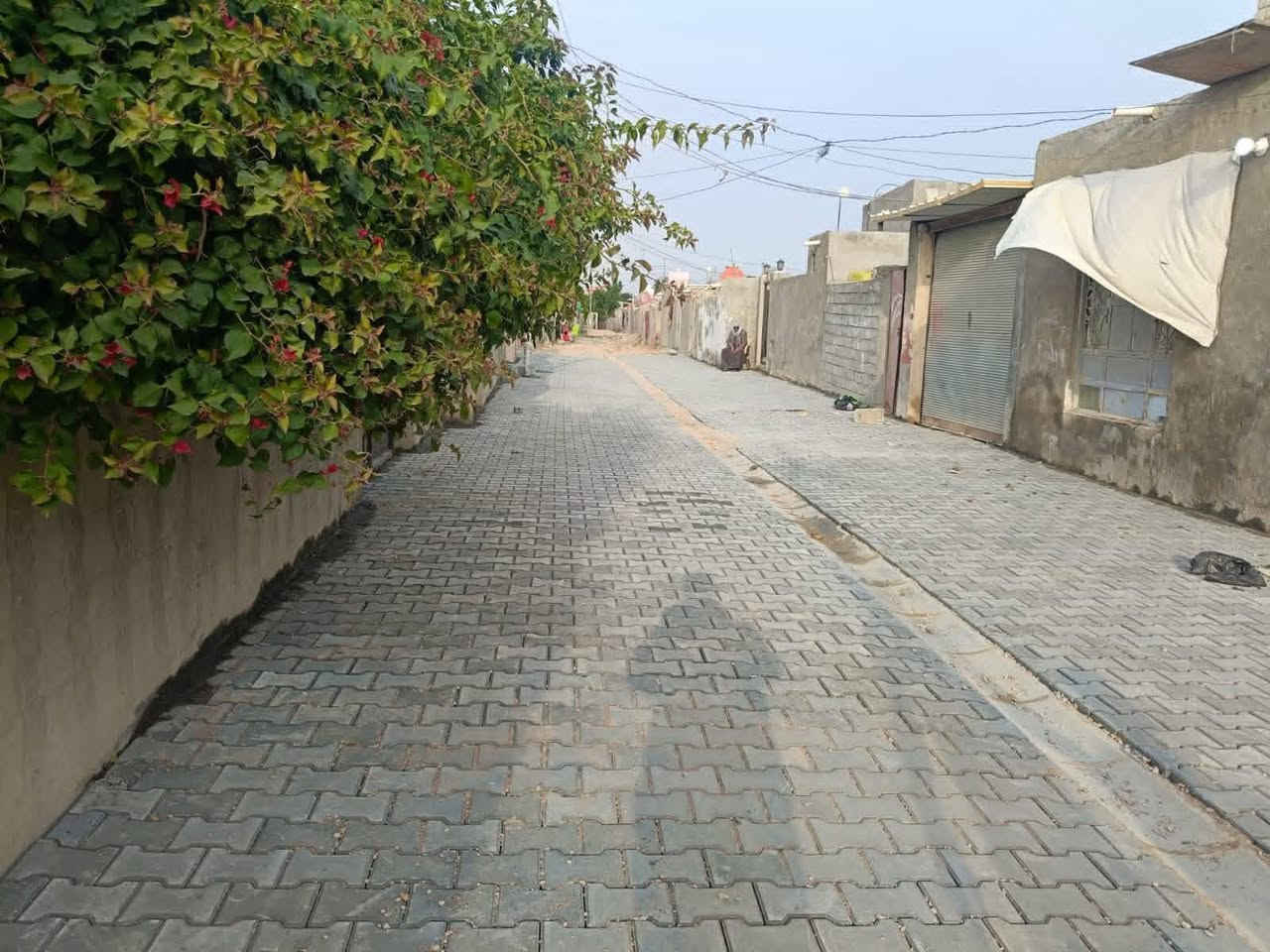 سلام عليكم موجود بيت عقد زراعي بحي رمضان مساحته ١٢٥ بعد شكم يوم وطلع منه الامجار البيع وسعره مناسب  شارع مقرنص  تصال عله رقم ***********
