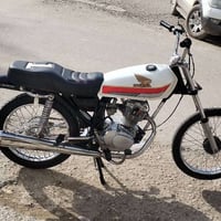 دراجة موديل ٢٣ • أوراق استنساخ • ديوانية