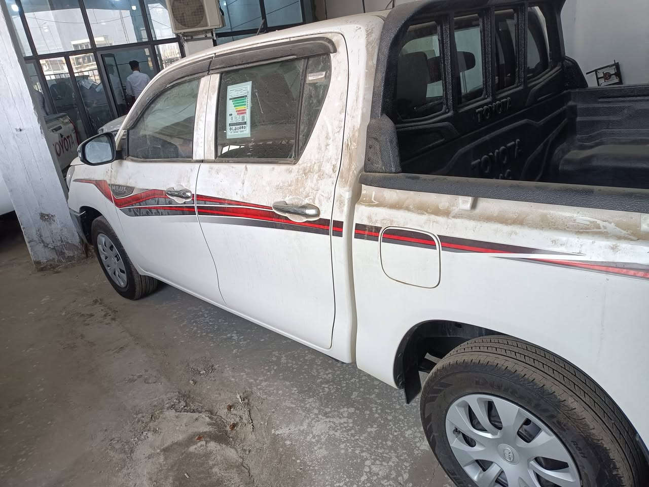 للبيع بيكم تيوته هايلوكس 2025ماشيه ألفين كير عادي رقم اربيل مكان واسط صويره ***********
