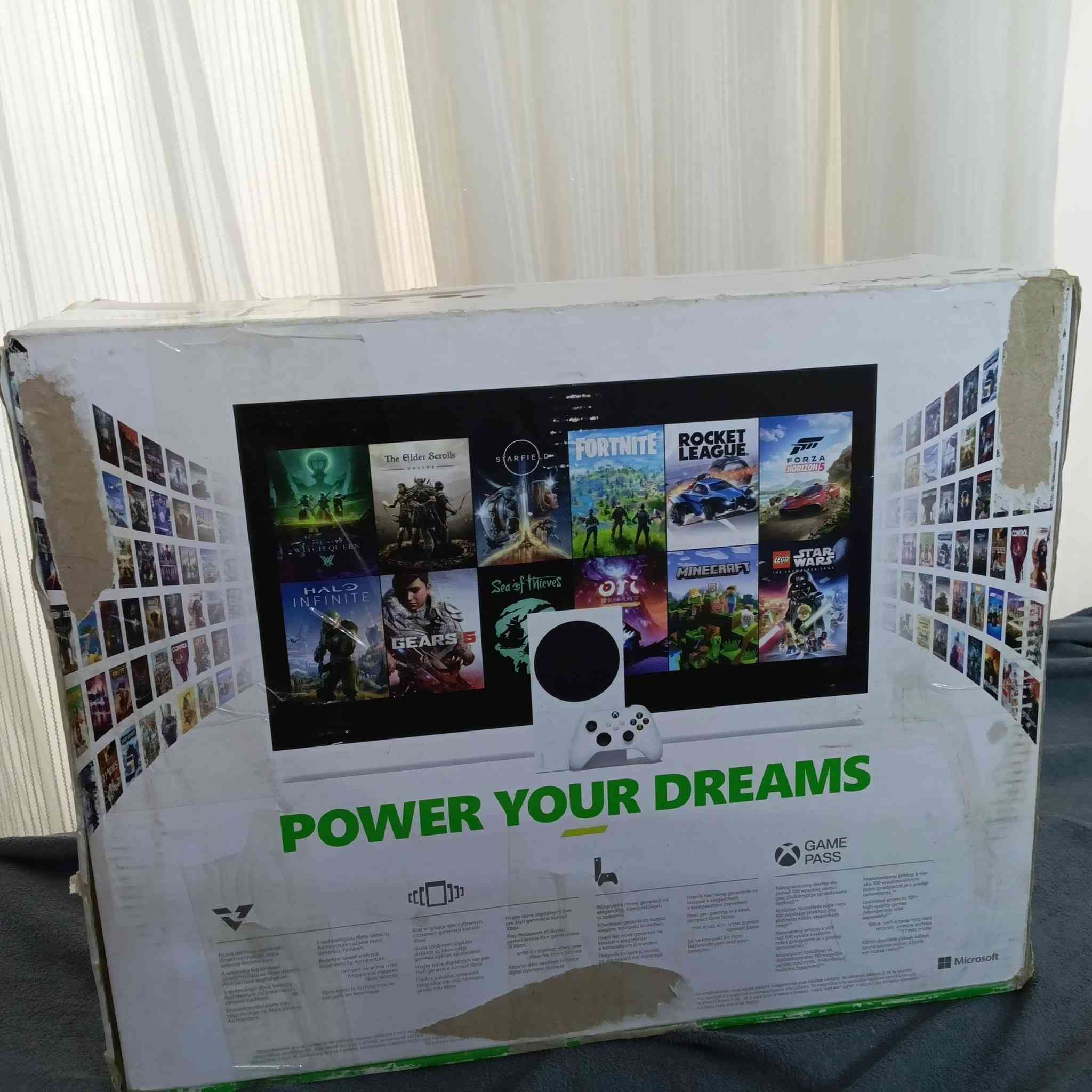 XBOX SERIES S WHITE .....WITH AN EXTRA JOYSTICK
إكس بوكس سيريس إس ابيض .......مع جويستك اضافيه يعني 2جويستك 
ذاكره 512
يدعم 120فريم 
الجهاز نضيف ما مفتوح استعمال قليل 
الجهاز اصدار 2023
معا كامل ملحقاته 
سعر 400مابي مجال 
للتواصل عبر الإنستا أو ادخلي خاص 
انستا👈b4xb.7


**إذا كنت صاحب هذا الإعلان وتريد حذفه لأي سبب، رجاءا أرسل رسالة إلى الدعم الفني**