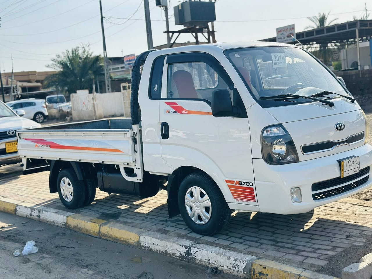 كيه 2014واسط
سنويه 27 بسمنه 
شاصي مكفول  بيها دوس صبغ فقط
جاهزه مابيها نقص
السعر 102
مكان السياره واسط الصويره
***********
