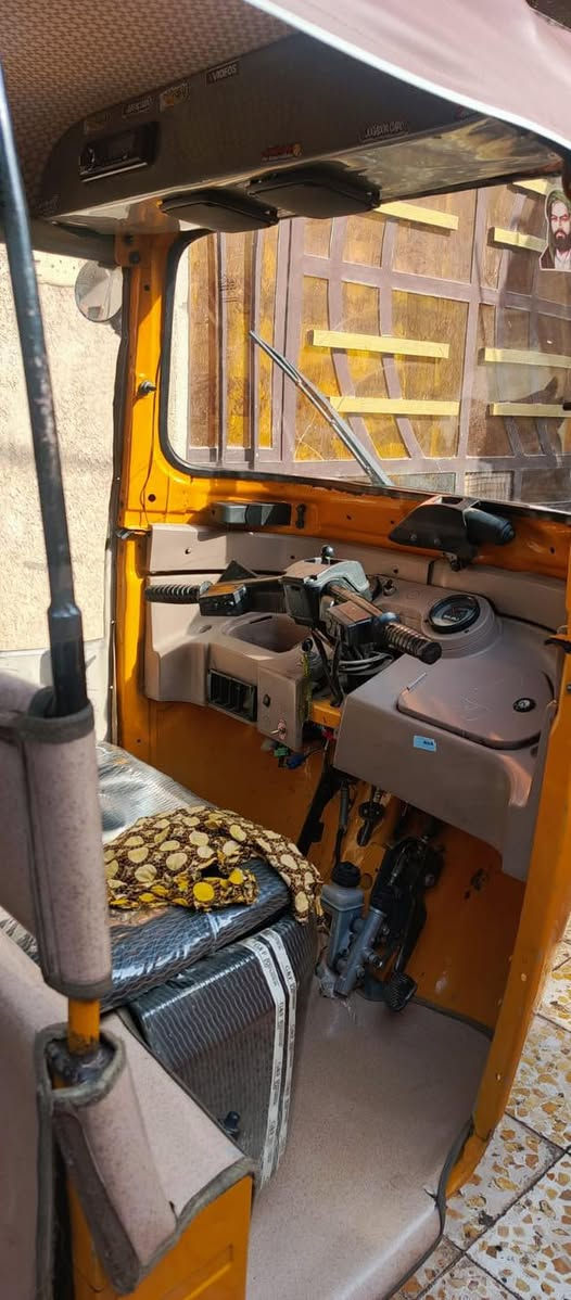 السلام عليكم
تك تك موديل 20 مكفوله من كلشي
ماعدا ضربه خفيفه بل لغد مامبينه
رقم وسنويه تحويل ثاني يوم
سعرها   7 ملاين بيها مجال
رقمي ***********
مكاني الشعب
