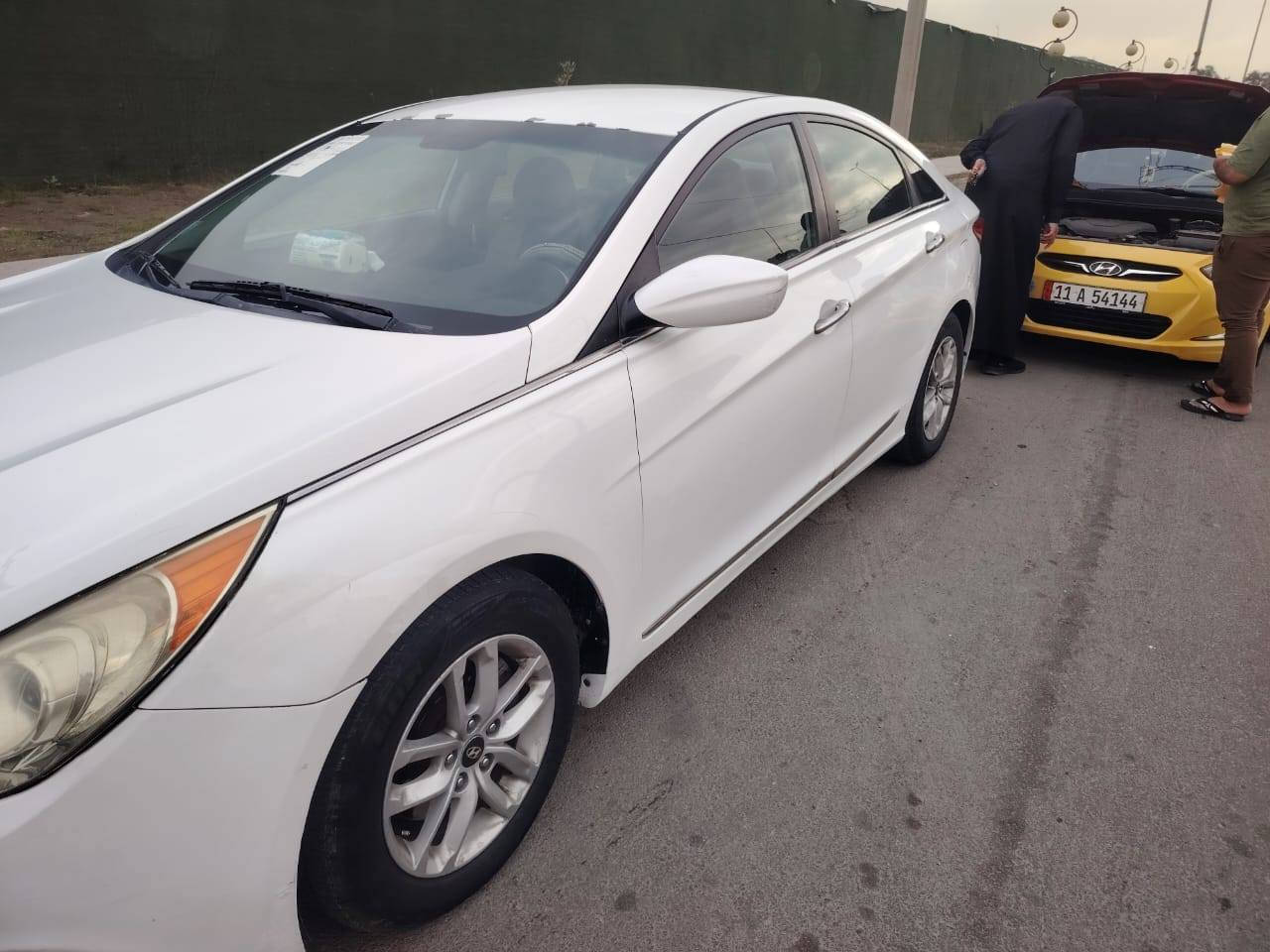 سوناتا مديل 2012 محرك GTi  2400 سياره حلوه وجاهزه كله شغال
سعر 100 وبيه مجال  ***********
