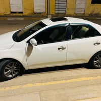 فول مواصفات • فتحة سقف • ٢٠١٣