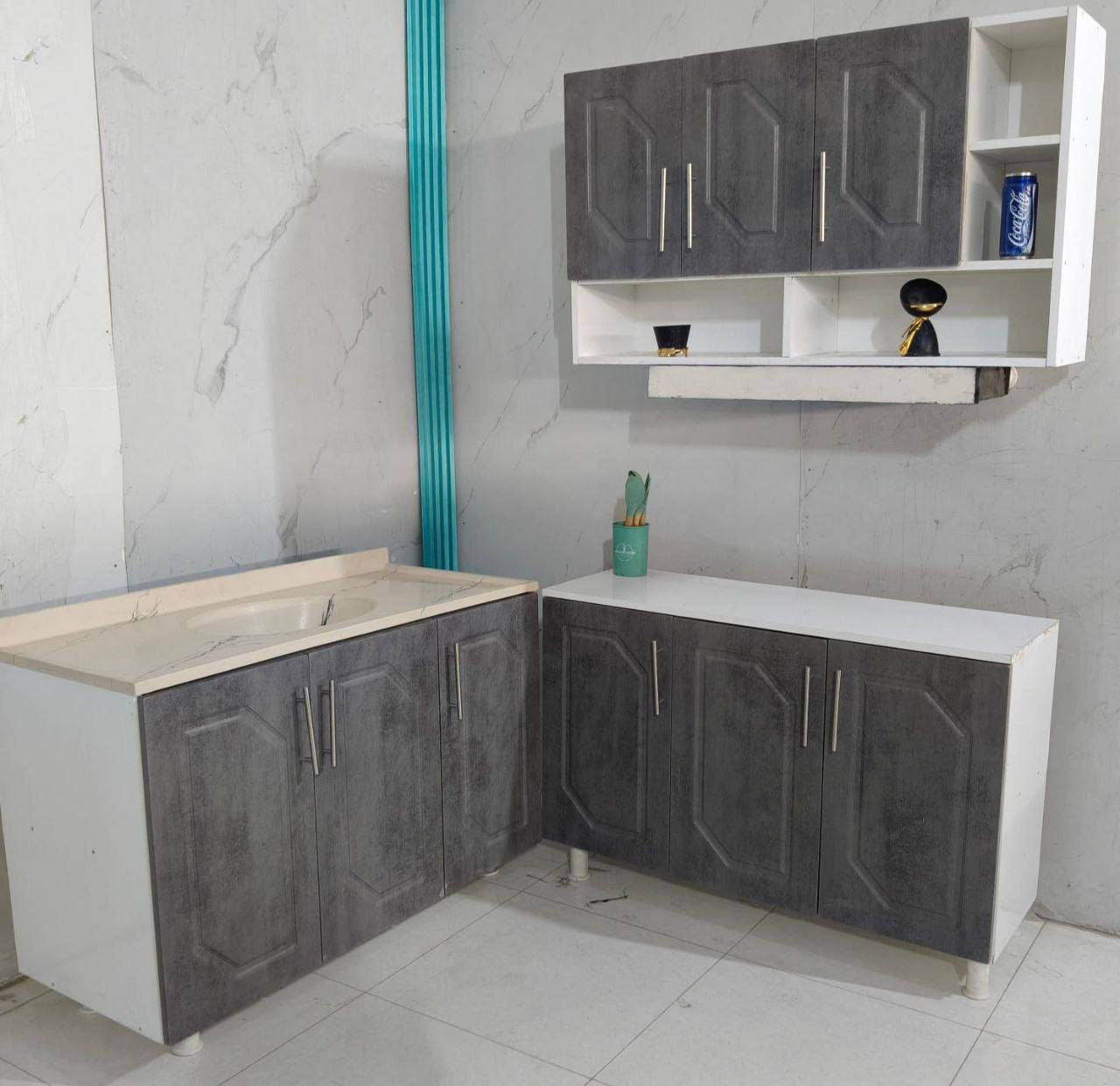 كاونتر خشب تركي HDF
قياس متر وعشرين
وسنك متر وعشرين
ملحق متر وعشرين 
هيكل Mdf. 

السعر 315 الف 

ارتفاع سنك 82 سنتيم مع مرمرة 
عرض سنك متر وعشرين
عمق سنك 50 سنتيم 

ارتفاع ملحق 70 سنتيم 
عرض ملحق متروعشرين
عمق ملحق 30 سنتيم


**إذا كنت صاحب هذا الإعلان وتريد حذفه لأي سبب، رجاءا أرسل رسالة إلى الدعم الفني**