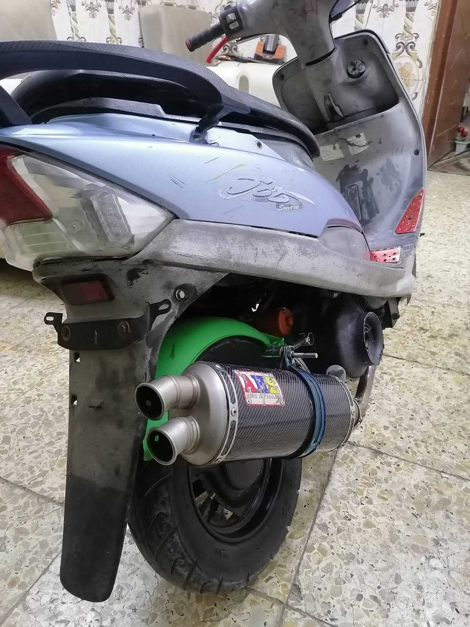 سلام عليكم ماكس منغولي للبيع الدراجة مكينته نضيفة شلعة و معدل لا تبخير لا نضوح عليه صالنصة رياضي AHE او سبايدر كاربون كهربائيات كله شغالة دبلات شغالة تايرات جدد نقصه شخاطة حالين تشتغل هندر سعره 300 او بيه مجال بسيط مكاني بغداد الحرية ❤🌷***********
