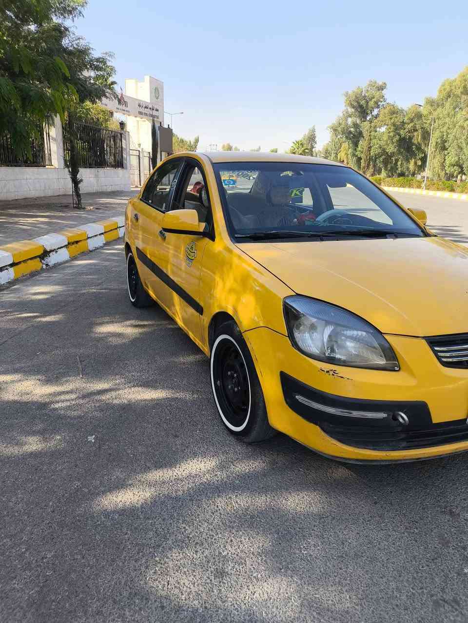 فقط بيع بدون مراوس كيا ريو 2009 رقم ديالى سعرها 82وبيها مجال بسيط  ب اسمي شرط التحويل  سنويه لحد2028ابيع تحويل مباشر بدون وكاله  ضرر جامرلغ السكن فقط بيها تصفيات 4لو5مكنات فقط شي بسيط حيل دفتر بانزين ودفتر غاز  محرك كير اي عيب مابي دوشمه جديدة داخل مرتب سيارة  لايتات لد شادهم ب75شادهم تايرات خط ابيض   *********** مكاني كركوك
