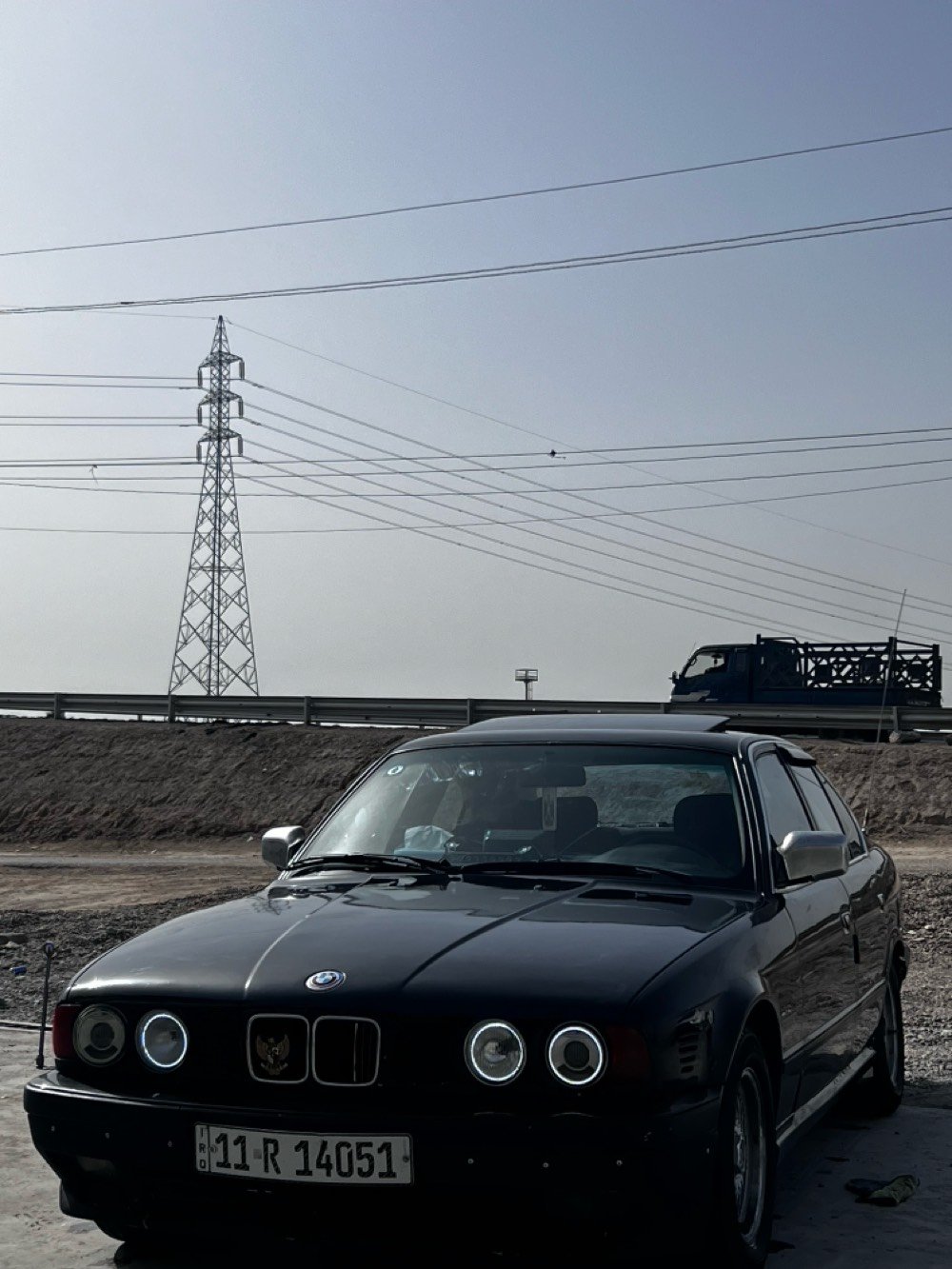 BMW
السلام عليكم للبيع بي ام حجم 535 مديل 90  رقم بغداد نكليزي سياره نظيفه سلايت كهربائي صبغ جماليه  صدر نضيف   داخل وخارج تبريد خير من الله  گير ومكينه  اكسن خير من الله 3.5 مفتوح  شلعه ومعدل سياره ما ناقصها شي   السعر 60 وبيها مجال المكان بغداد _ابوغريب (ابراهيم ابن علي )(***********)