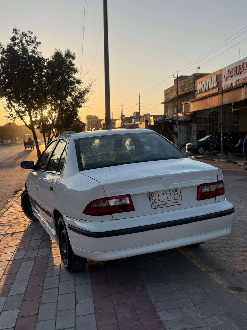 سلام عليكم سمند 2012 رقم  نجف انكليزي بسمي سياره محدثه دخل وخارج 2017  محرك بي خيط بخار كير خير من الله 
تايرات جدد او الخط  سياره خير من الله ترايك لبصره سعره 38وبيه مجال حك الجيه عنواني صلاح الدين قضاء بلد ***********
