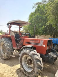 للبيع مكينه موديل ٢٠١٢. /07732396300