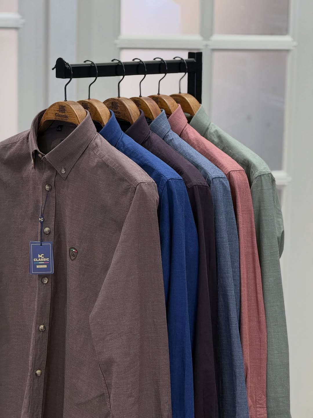 ⁨	‏ MC CLASSIC ‏ ⁨	⁨	‏ 
  الأناقة _تبدي _من_ أول _خطوة

⚜️قميص سبورت وكاله ‏MC CLASSIC 
⚜️قياسات: S . M . L . XL . XXL.3XL
⚜️خامه : فلافيلي 
⚜️القالب : ريكولار 
⚜️السعر : 45 الف 
⚜️الصناعه: تركي

‏‎للحجز او الاستفسار مراسلتنا على الصفحه
اومراسلتنا واتساب  *********** .  ***********
تلكرام :- https://t.me/mcclasic
انستكرام :- https://www.instagram.com/mc_classic79?igsh=MWZuc3Z2b2YycGNwOA%3D%3D&utm_source=qr
تيك توك :- https://www.tiktok.com/‪‪@mcclassic79‬‬?_t=8kdkCdce82f&_r=1
سناب جات :- https://t.snapchat.com/QEyQBMCC
#العنوان
 بغداد - كرادة داخل -فرع صيدليه جوهره ابن حيان 

اوقات الدوام من 10 صباحا الى 12 ليلاً
🔴 يوجد #توصيل بغداد وكافة المحافظات 
بغداد 🚕  5 الف  المحافظات 🚗 5 الف⁩
