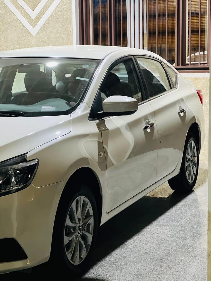 السلام عليكم ورحمة الله وبركاته
سنترا 2025 

ماشيه 11 الف 

رقم اربيل تحويل ثاني يوم 

كفاله عامه من كلشي 

السعر 124 وبيهه مجال

مكان السياره سامراء ناحية المعتصم 

*********** للاستفسار اتصل
