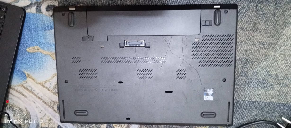 لابتوب لينوفو
الذاكره 256ssd
رام 8
وياهة جنطة وكيبورد بلوتوث وشاحنة وماوس وفلاش usp
لابتوب نضيفة الله شاهد مال بيت 
اريد ابيعهه لأن محتاج فلوس الله شاهد 
السعر 180 وبي مجال للشراي 
تواصل واتساب ***********
