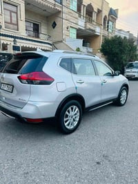 نيسان • روج • سيارة • 2020 • دفع رباعي • SV • أربيل • كروس أوفر • باص ...