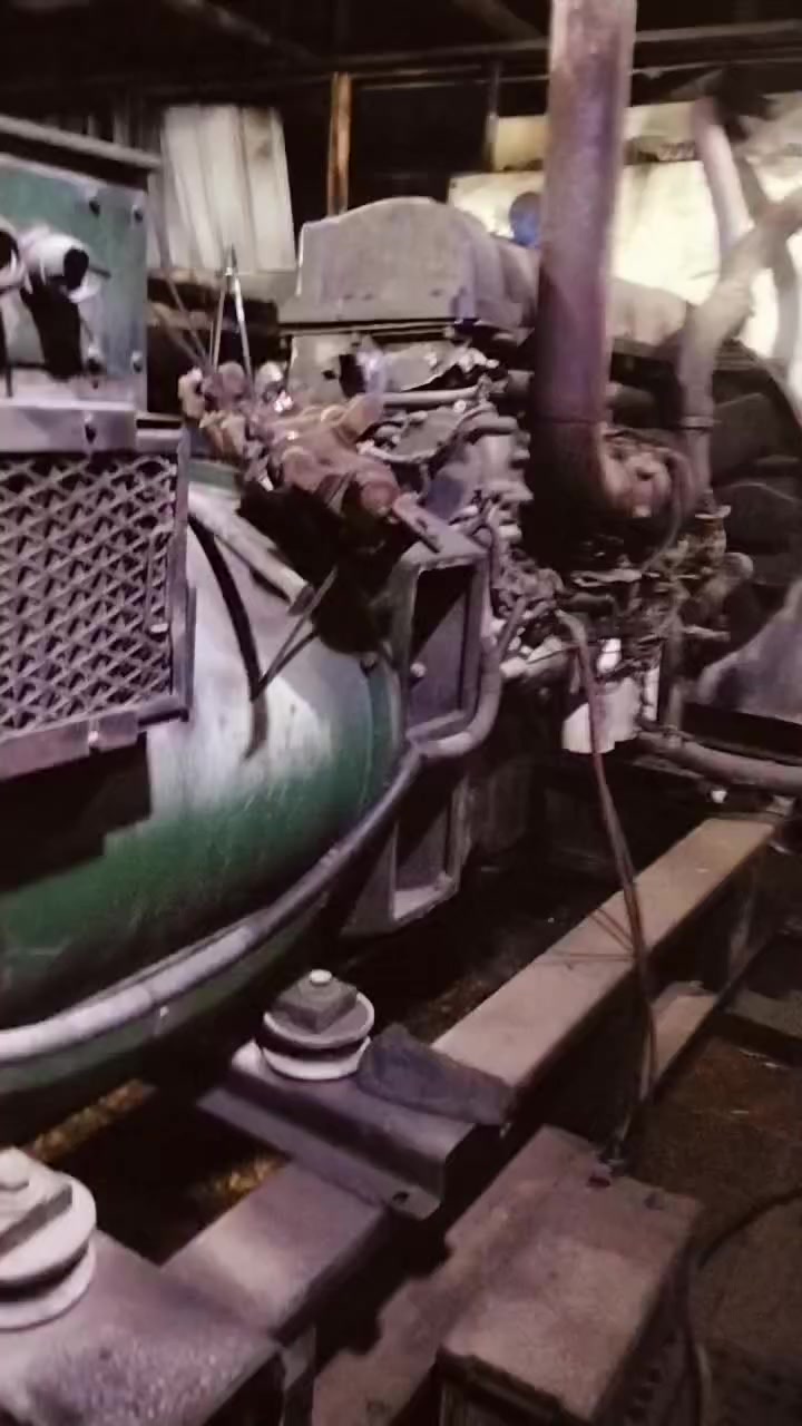 من رخصت مديرالكروب مولد رينو حديث عدد 2 تفاصيل داخل الفديو 0775897127


**إذا كنت صاحب هذا الإعلان وتريد حذفه لأي سبب، رجاءا أرسل رسالة إلى الدعم الفني**