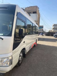 كوستر 2021 للبيع  البجم تبخير الكويت  الصبغ كما موضح بالصور  اي بي اس ...