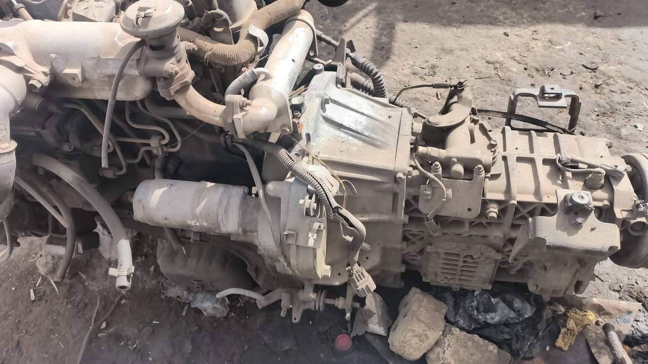 السلام عليكم مكينه ازوزه سكليتر كهربائي للبيع ***********‬‏
